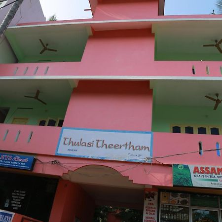 Shirleys Beach Hotel Kovalam Kültér fotó